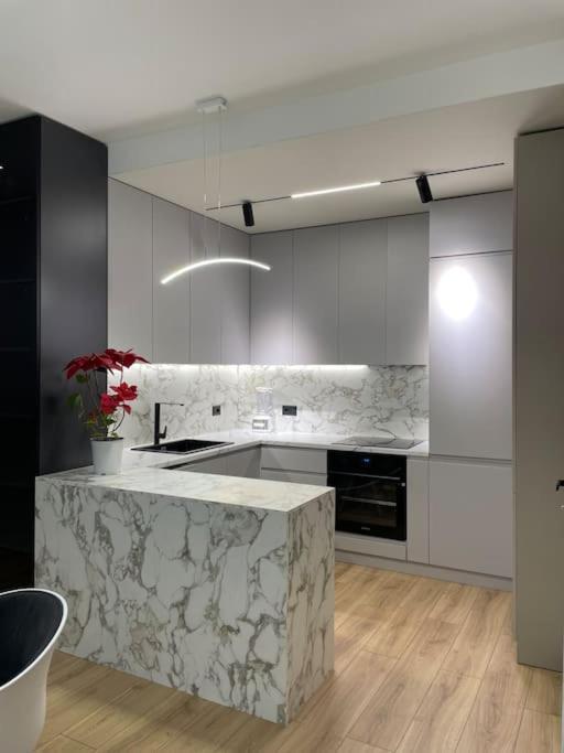 Angry Architects Apartment01 Τίρανα Εξωτερικό φωτογραφία