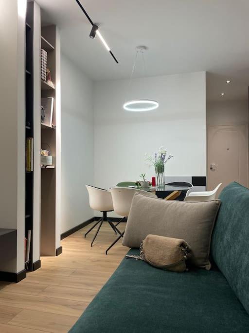 Angry Architects Apartment01 Τίρανα Εξωτερικό φωτογραφία